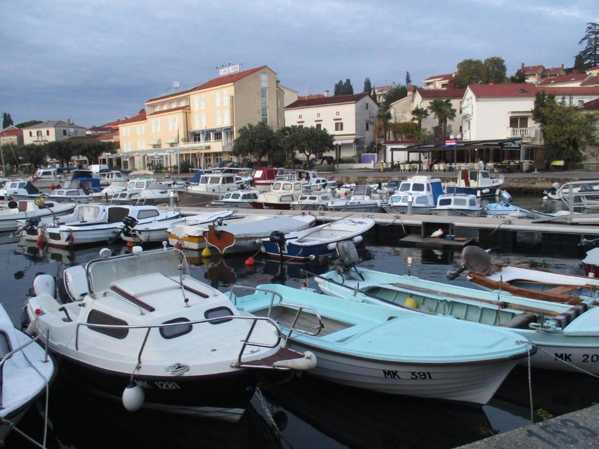 Apartments Melin Malinska Εξωτερικό φωτογραφία