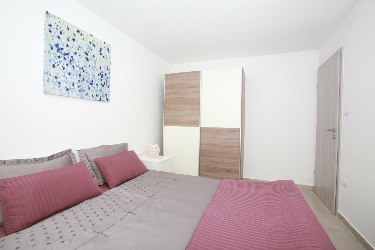 Apartments Melin Malinska Εξωτερικό φωτογραφία