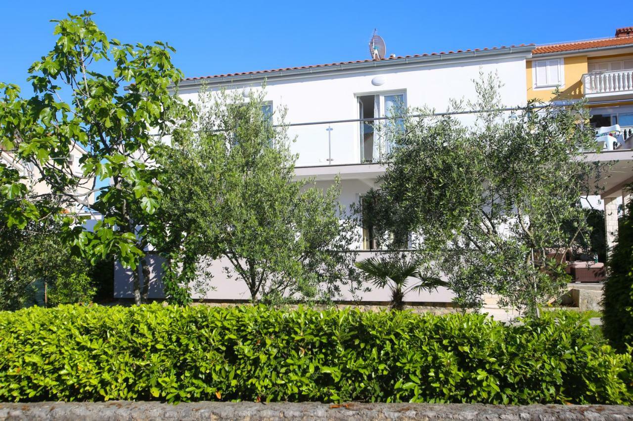 Apartments Melin Malinska Εξωτερικό φωτογραφία