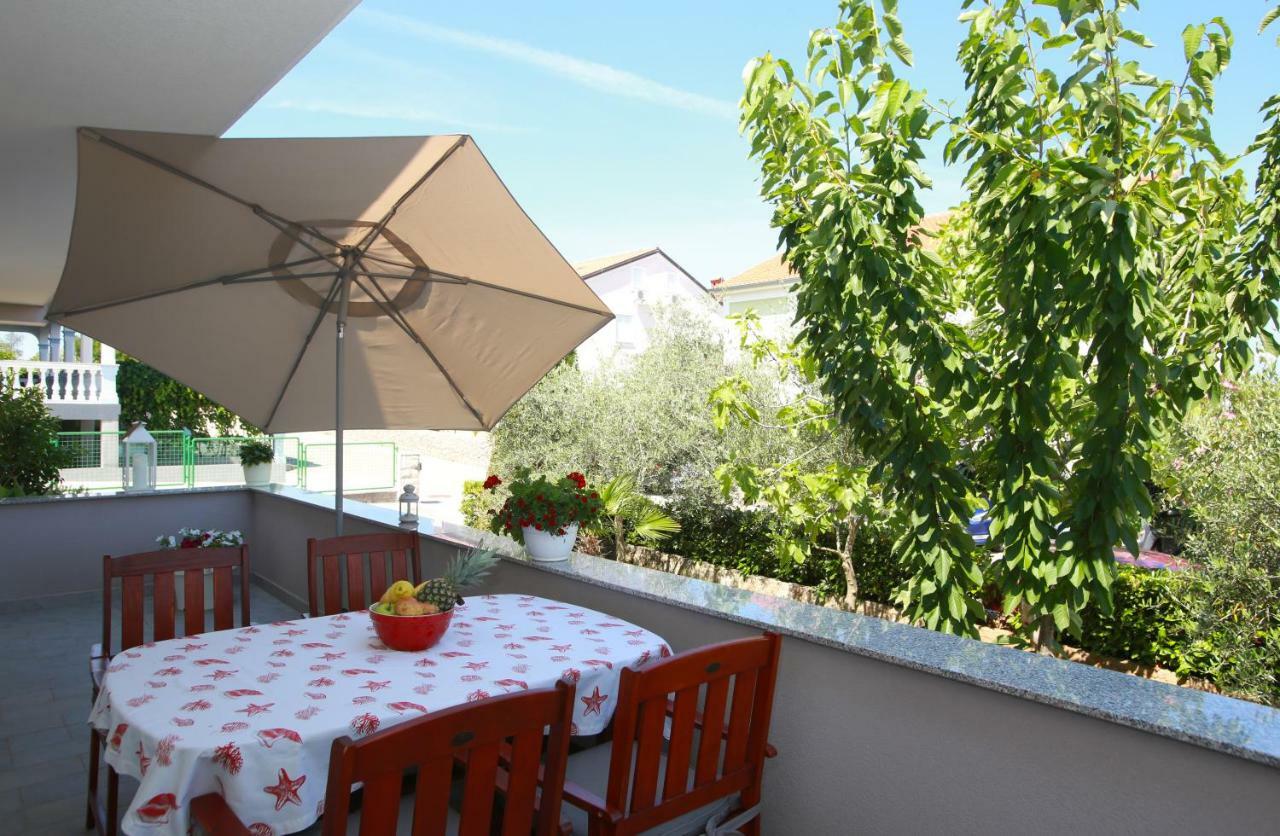 Apartments Melin Malinska Εξωτερικό φωτογραφία
